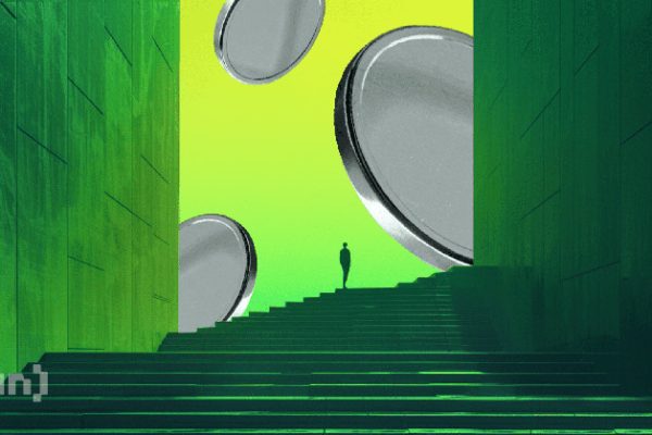 Crypto Whales Bought These Altcoins in the Third Week of August 2024